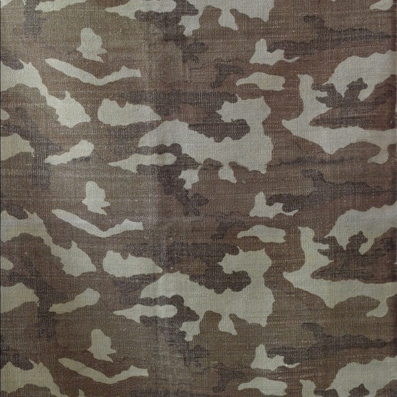 Camouflage Rug - Picture 3 of 3